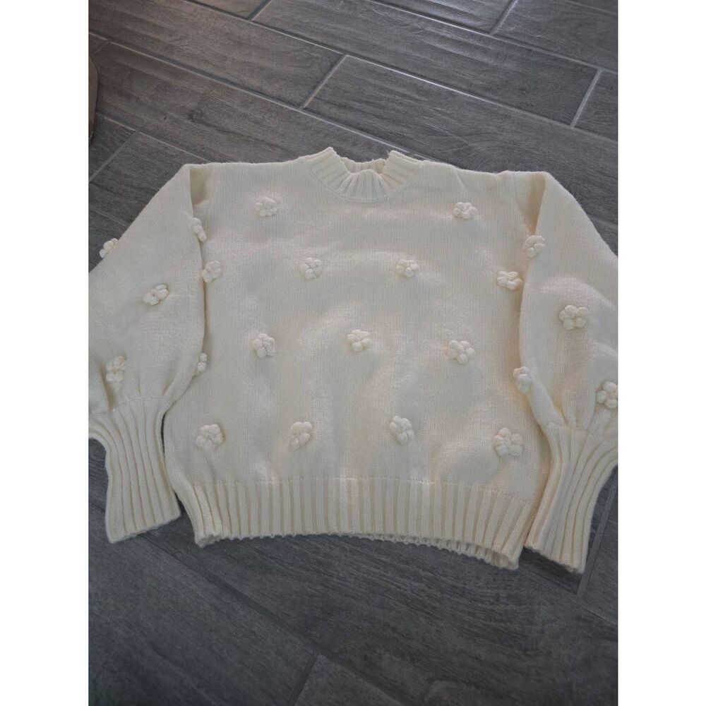 Women's MINKPINK Daisy Sweater Cream Color Size Small